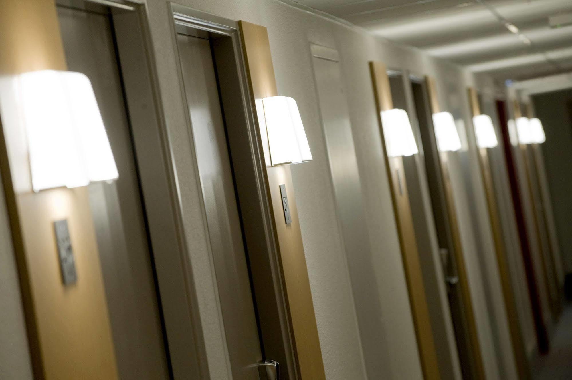 Centre La Joliette 3*
